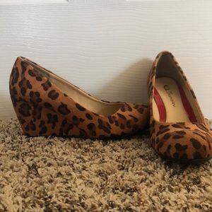 Cheetah wedges